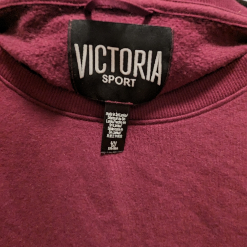 Victoria's Sport Long Sleeve Crop